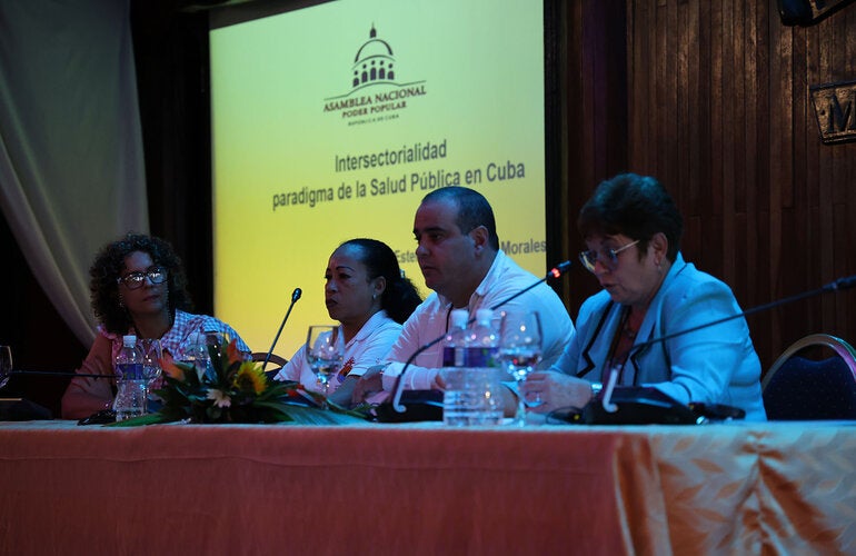 Presentación experiencias cubanas con enfoque intersectorial