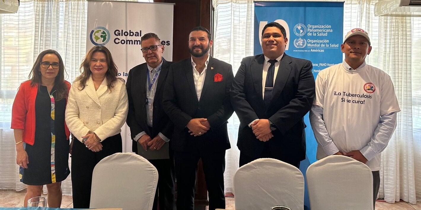 Autoridades en la celebración del Día Mundial de la Tuberculosis en Honduras