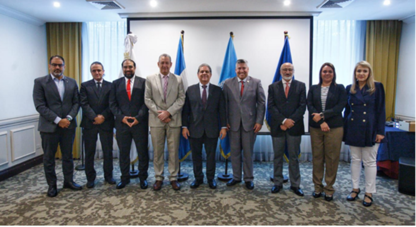 OPS apoya el fortalecimiento regulatorio de Guatemala