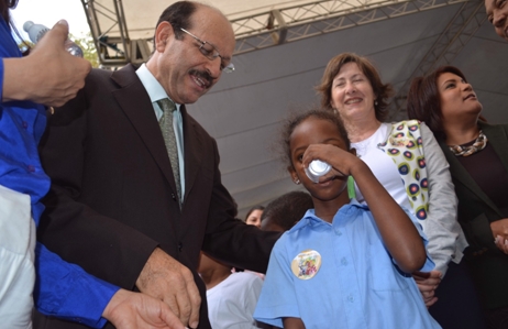 La República Dominicana realizó Jornada Nacional de Desparasitación integrada a la Semana de Vacunación de las Américas del 2013