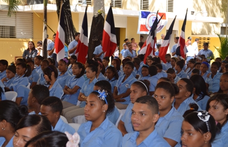 La República Dominicana realizó Jornada Nacional de Desparasitación integrada a la Semana de Vacunación de las Américas del 2013
