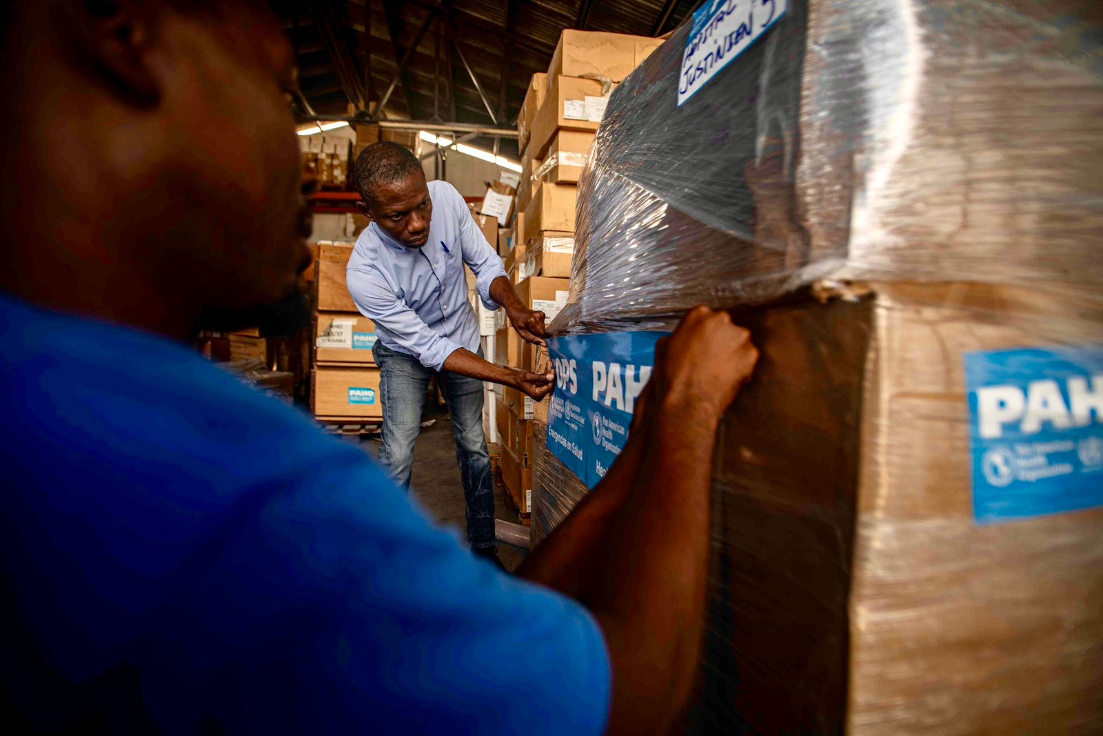 Images de l'impact de l'ouragan Melissa en Haïti et de la riposte de l'OPS.