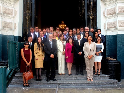 Participantes de taller avanzando las iniciativas legislativas relacionadas con la salud en Sudamérica 