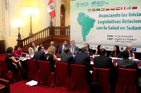 Taller avanzando las iniciativas legislativas relacionadas con la salud en Sudamérica 