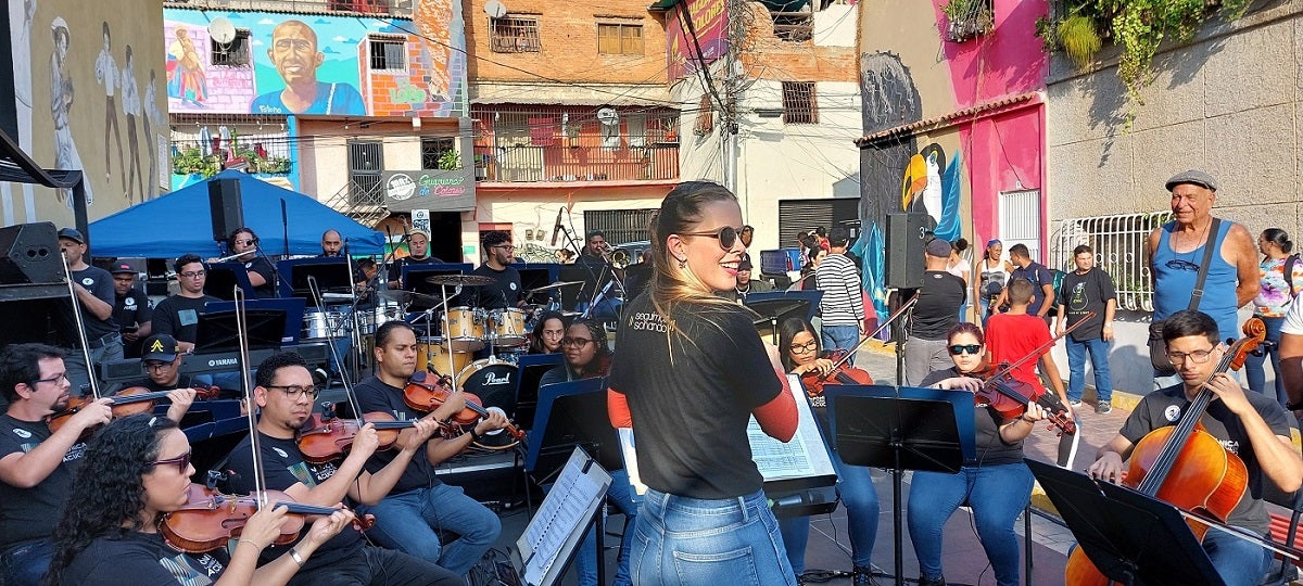 Orquesta Ayacucho en Jornada de Salud