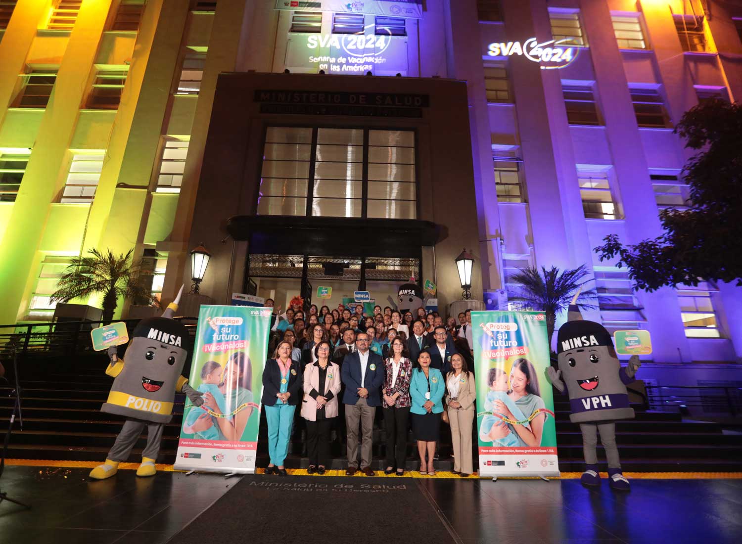 Iluminación de la fachada del edificio de Minsa por la SVA 2024