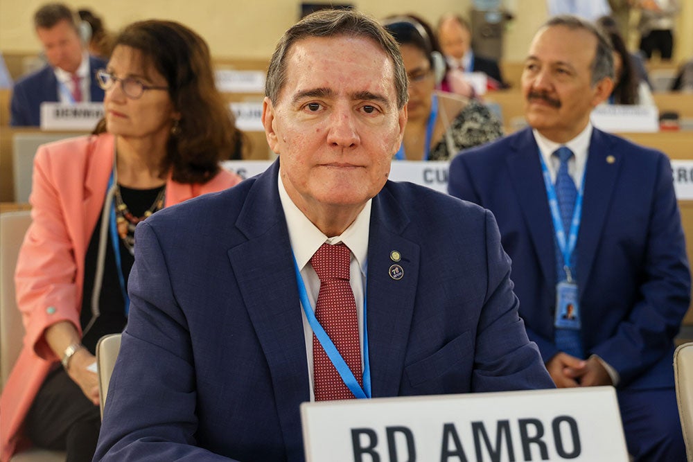 Dr. Jarbas Barbosa en la 76.ª Asamblea Mundial de Salud