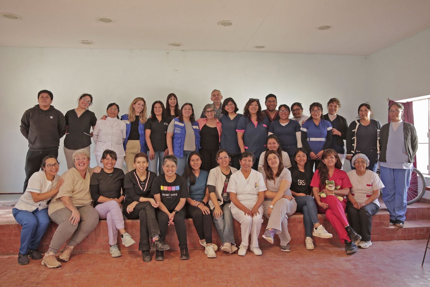 El equipo de salud de San Salvador de Jujuy, Ledesma y La Quiaca que participó de los operativos, e integrantes de OPS Argentina.