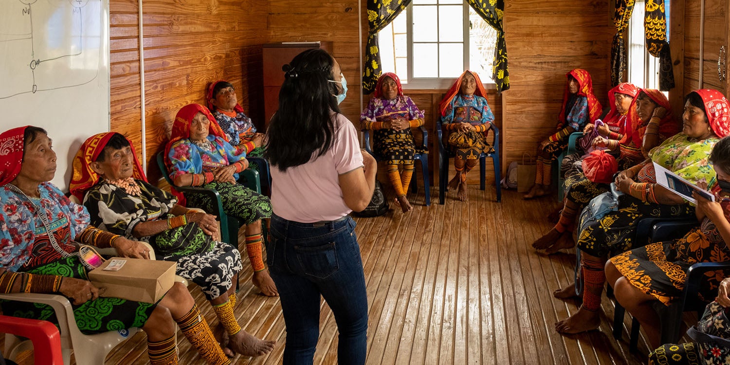 pan-participantes-guna-parteras