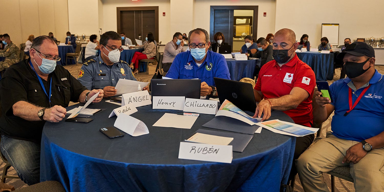 pan-mesa-trabajo-taller-STAR-IPED