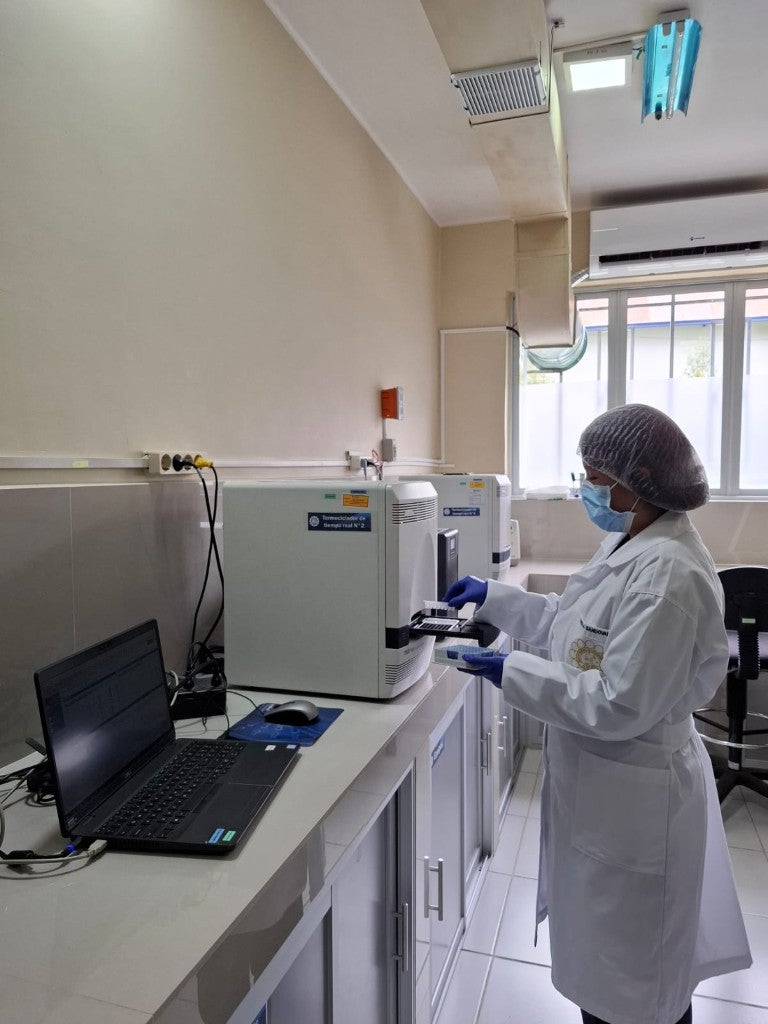 personal laboratorios