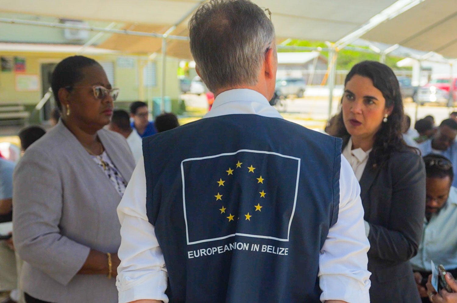Image of the EU flag being shown on a vest.