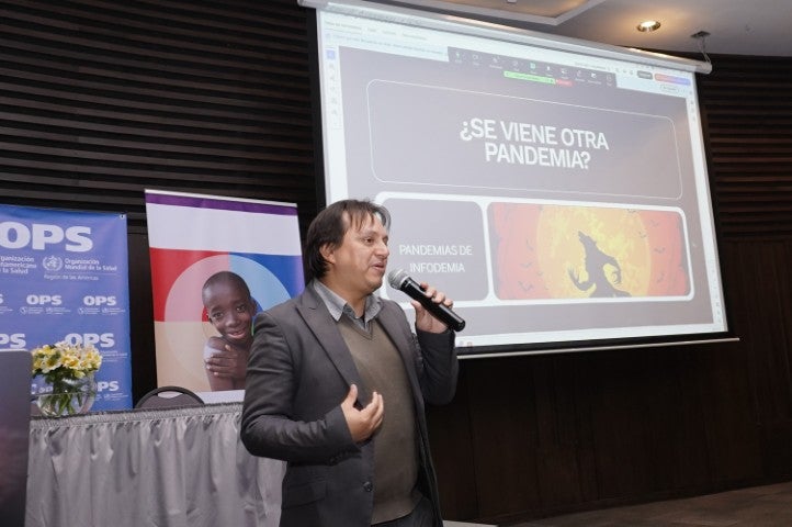 expositor taller infodemia