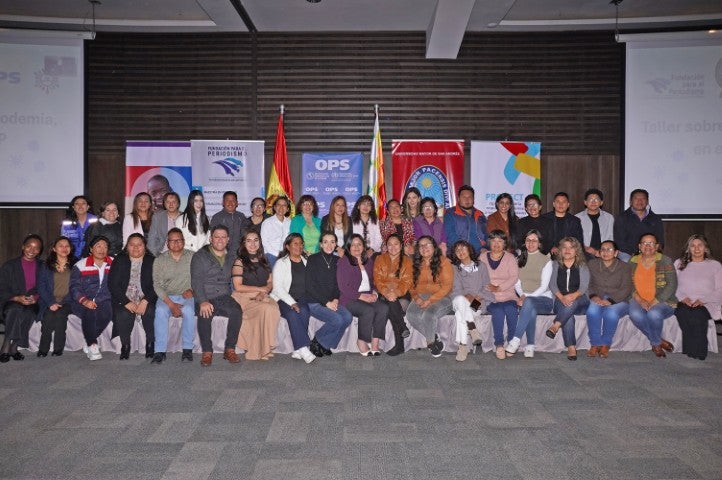 asistentes taller infodemia