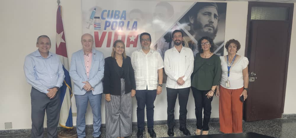 Intercambio de la misión del Departamento de EIH en Cuba