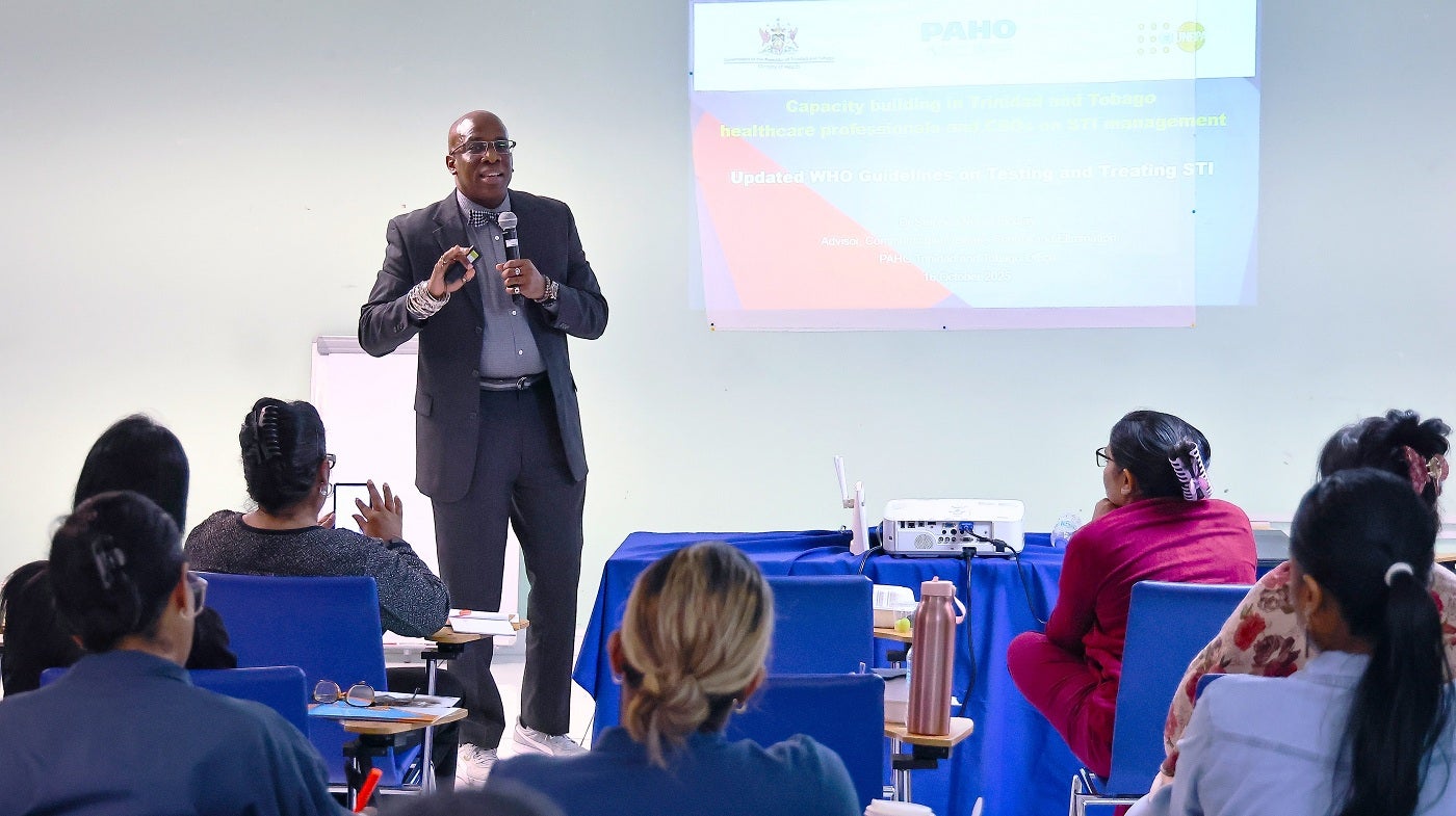 Dr. Stephen Nurse-Findlay, of the PAHO/WHO TTO, delivers his presentation to participants at the San Fernando Teaching Hospital
