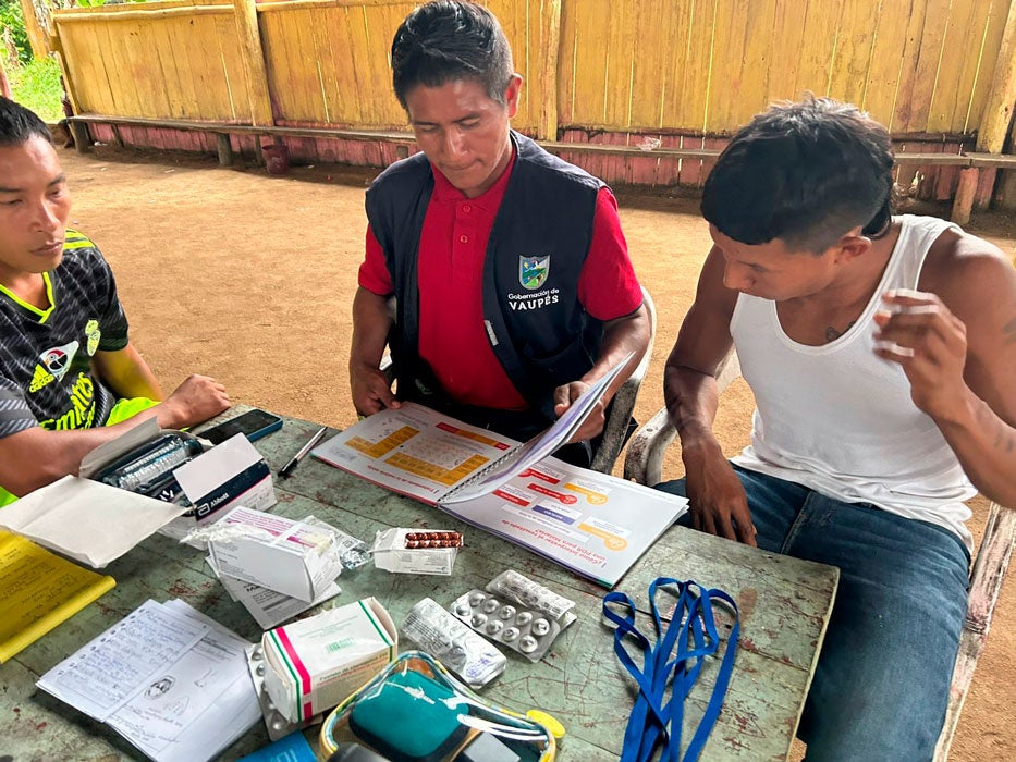 personal ndigena en revision de la campaña