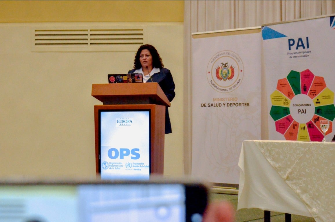 Ministra de Salud y Deportes Bolivia