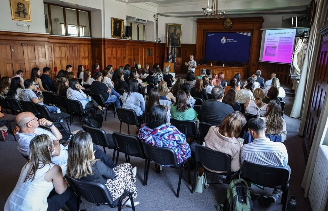 Reunion taller planes