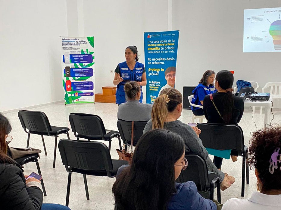 Persona de OPS en Bogotá, 24 de marzo de 2026. En el departamento de Putumayo se llevó a cabo la primera Mesa Departamental de Salud, un espacio estratégico de articulación y coordinación de acciones en salud pública, liderado por la Secretaría Departamental de Salud con el coliderazgo de la Organización Panamericana de la Salud/Organización Mundial de la Salud (OPS/OMS).  Este encuentro marca un paso importante en el fortalecimiento de la gobernanza en salud en el territorio, al reunir a actores institucio