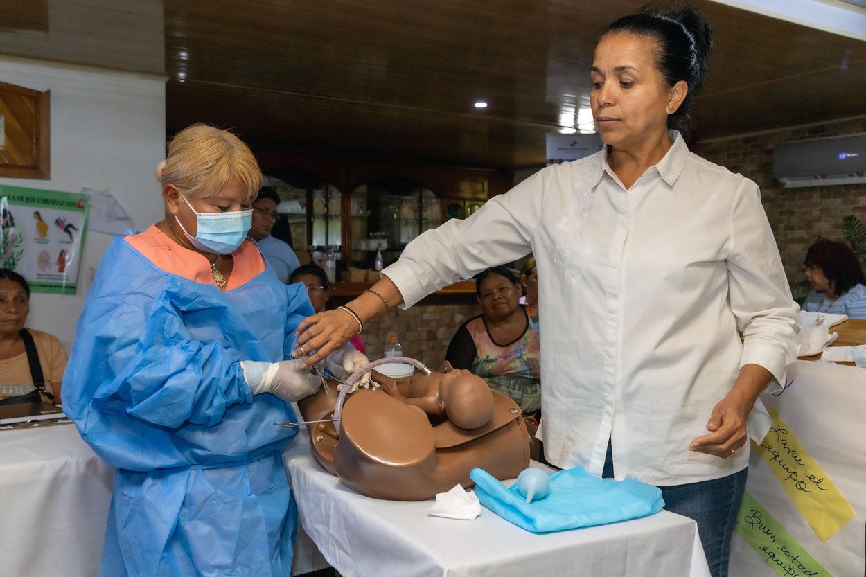 Midwife in training session