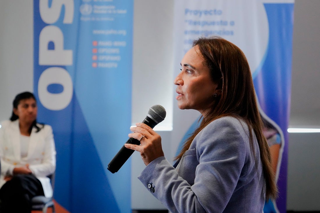 Participación de Ivy Talavera, Asesora internacional en Servicios de Salud en el Curso de Vida de la OPS/OMS en Perú