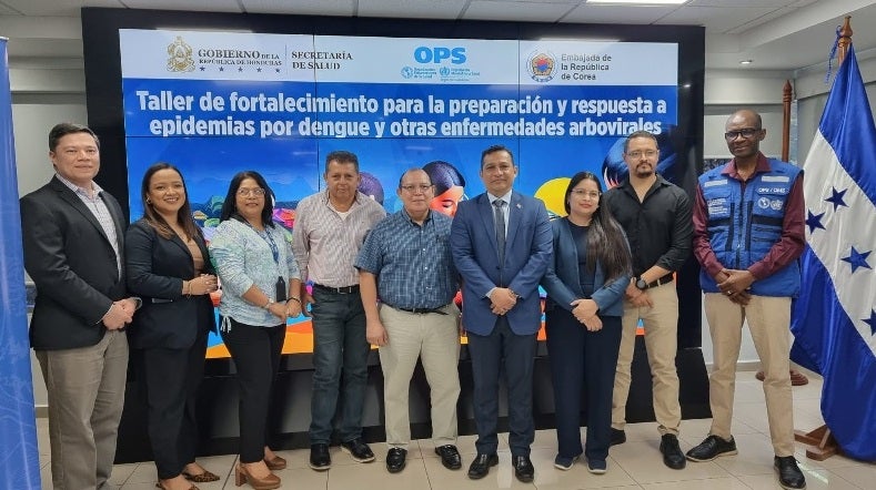 Equipo taller preparación epidemias por dengue