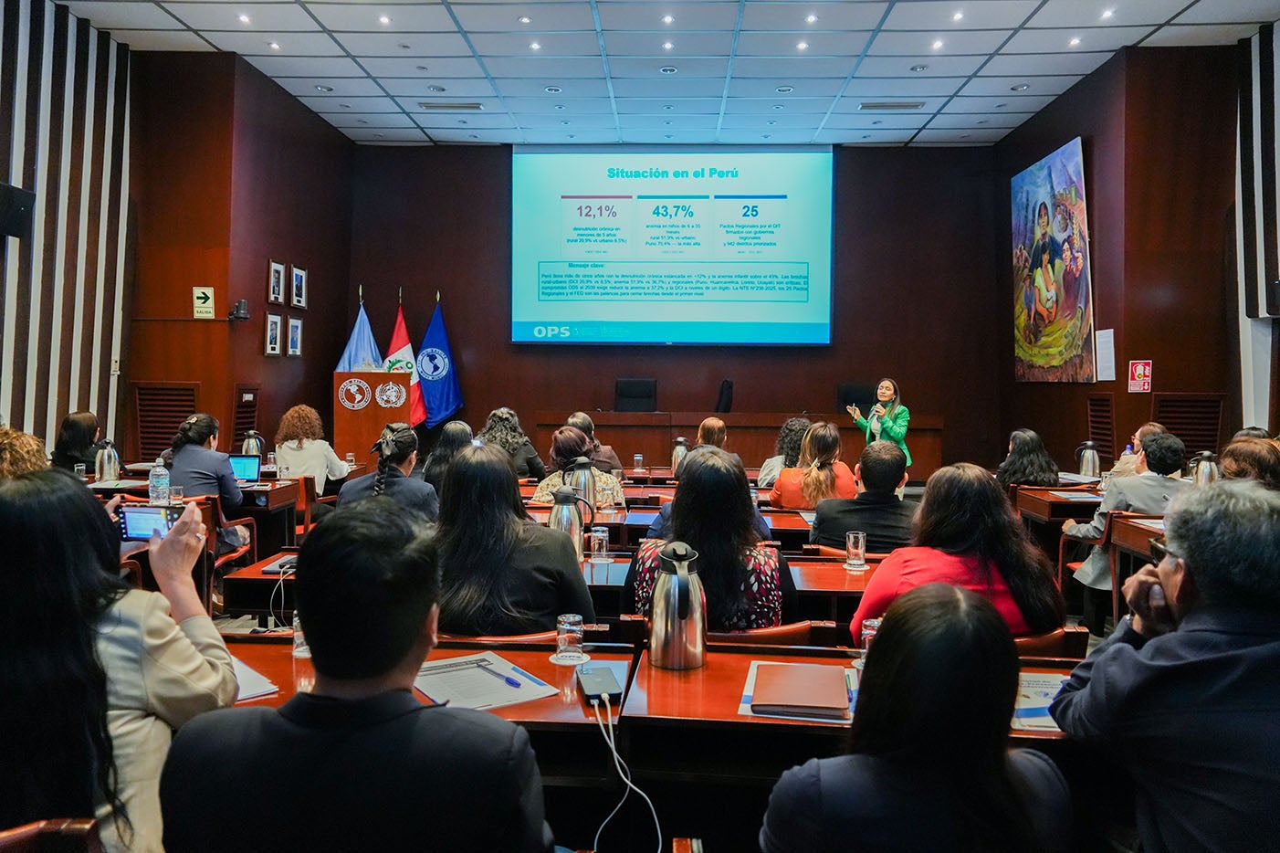 Exposición de Ivy Talavera, asesora internacional de OPS Perú