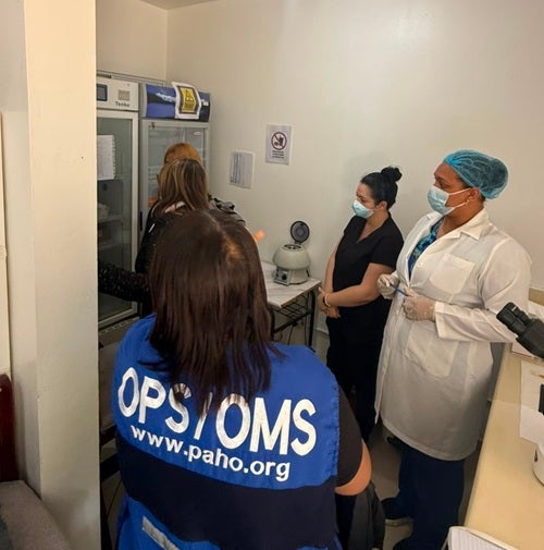 OPS/OMS acompaña a RD en el fortalecimiento de la vigilancia centinela de virus respiratorios