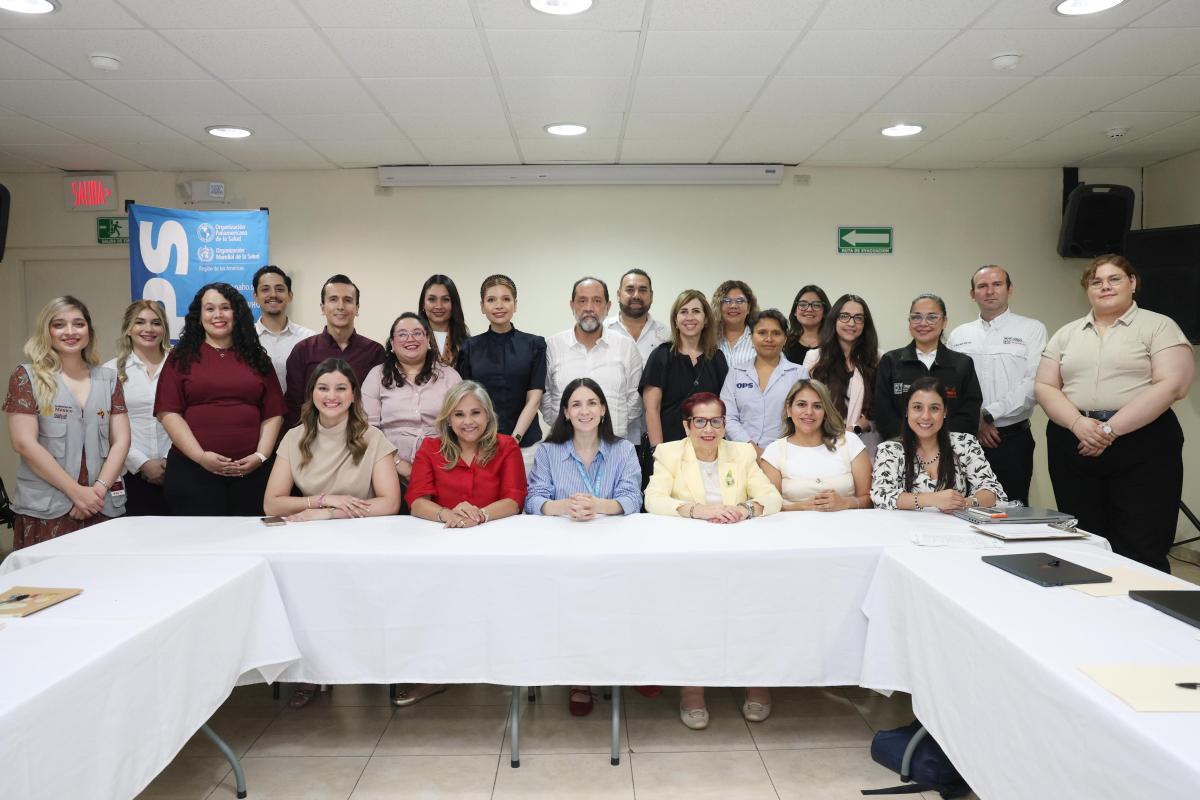 Participantes de taller para Monitorear el avance del proyecto “Fortalecimiento de Redes Integradas en Salud para Atender las Necesidades de Personas en Contexto de Movilidad en Fronteras Norte y Sur de México