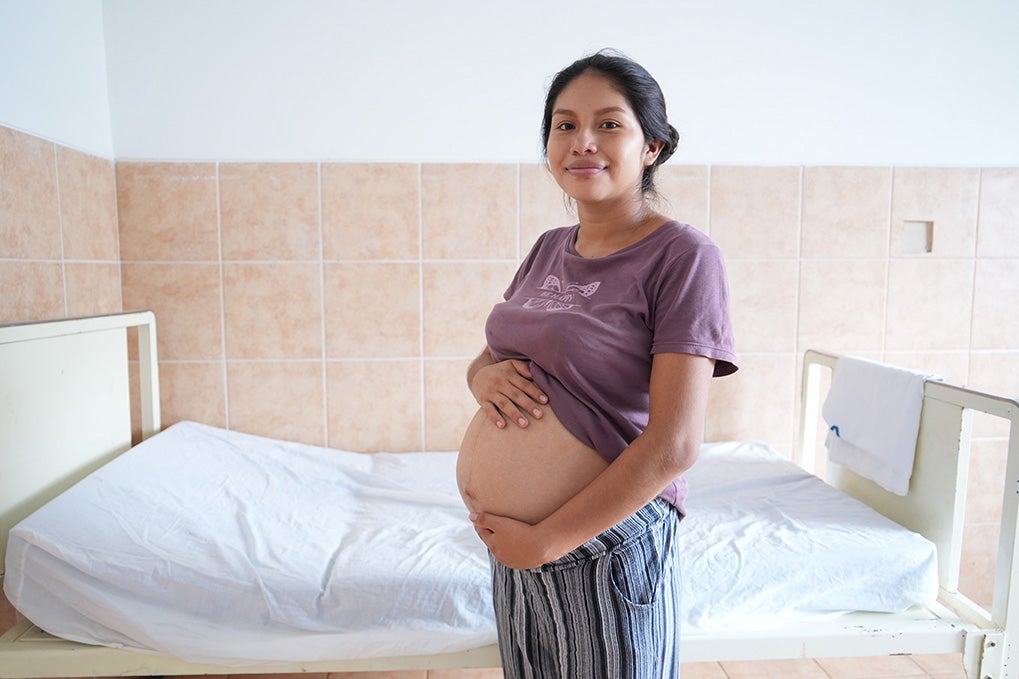 Mujer embarazada en hospital