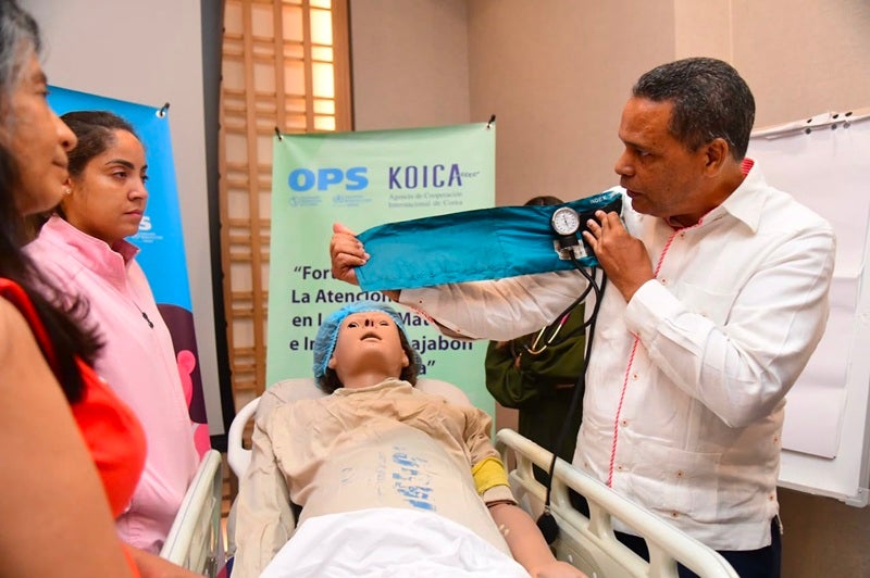 OPS/OMS fortalece capacidades para mejorar la calidad del control prenatal desde el primer nivel