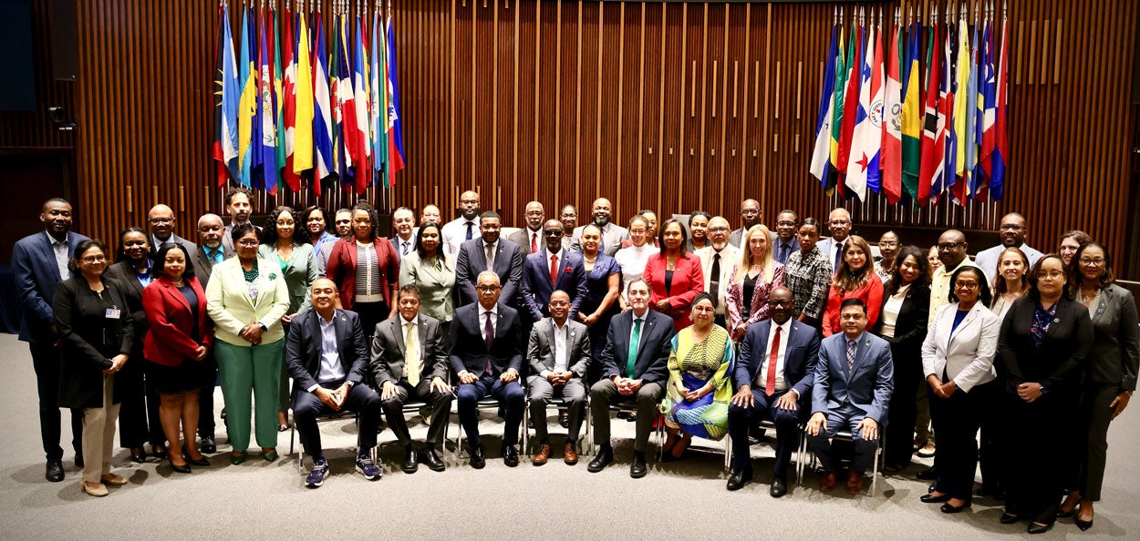 Foto de grupo de reunión de CARICOM