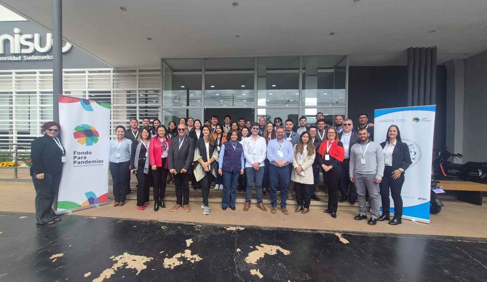 Foto grupal del Taller de vigilancia integrada epizoótica y vectorial fiebre amarilla