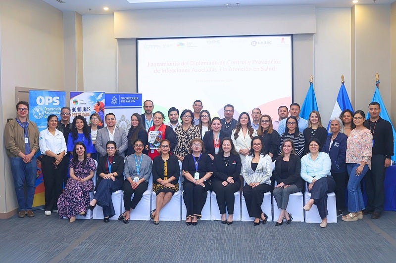 Asistentes inauguración diplomado IAAS