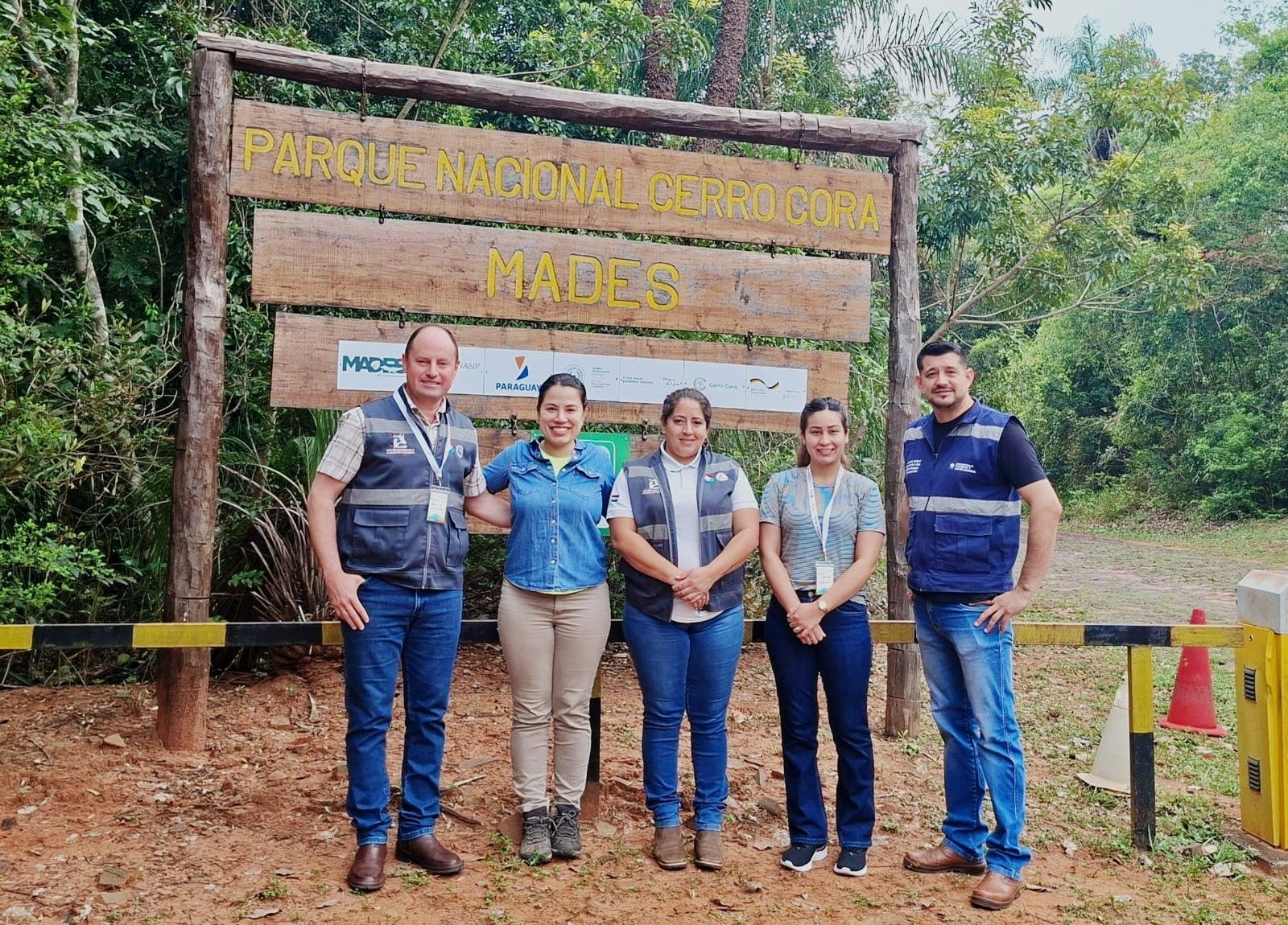 Participantes del taller en el Parque Nacional Cerro Corá 
