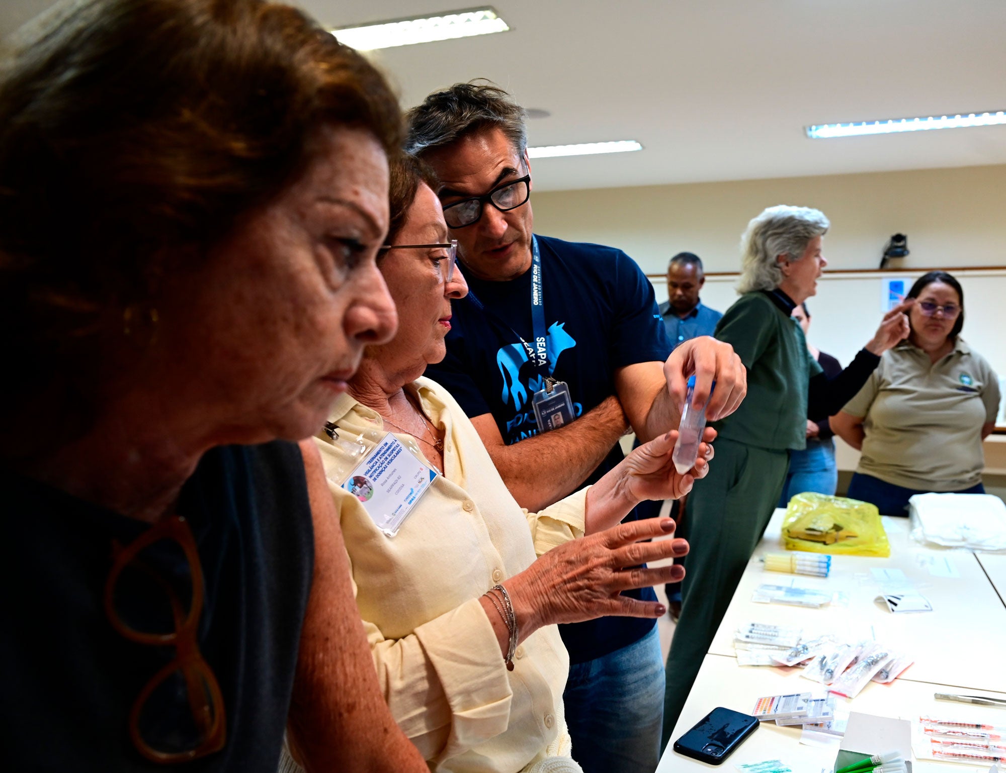 ""participantes de la SEAPPADI-RJ en el ejercicio práctico en PANAFTOSA 