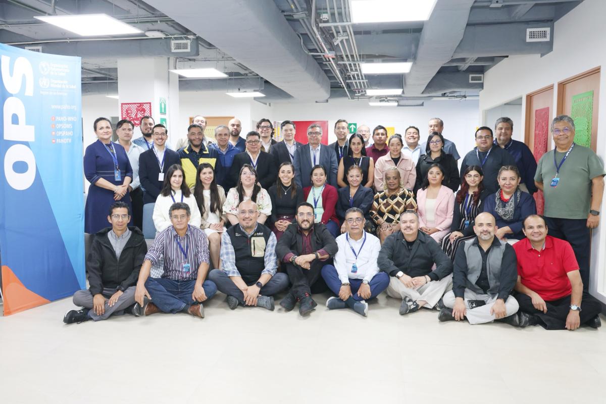 Participantes del Taller de fortalecimiento de la red de expertos clínicos en arbovirosis. Diagnóstico clínico y manejo de enfermedades arbovirales