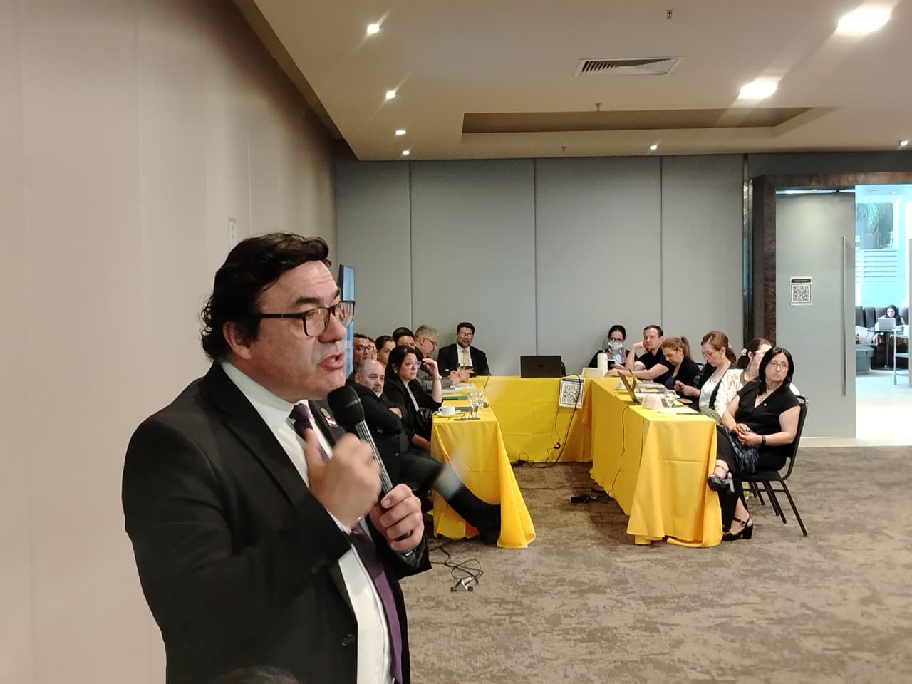 Dr. Gustavo Ortiz MSPBS