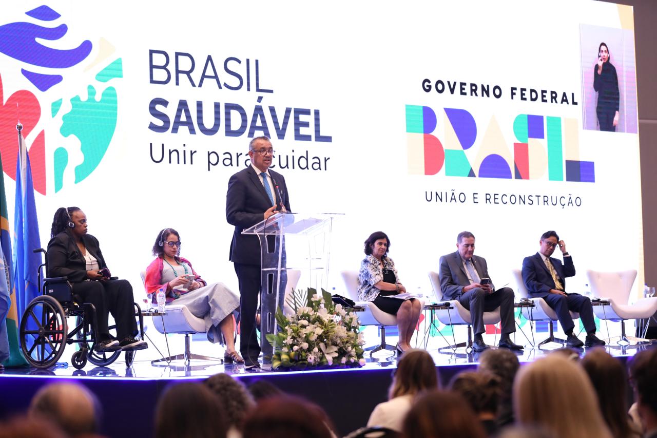 Diretor-geral da OMS em lançamento do programa Brasil Saudável