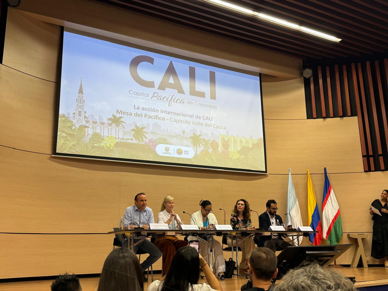 Mesa de Principal de reunion