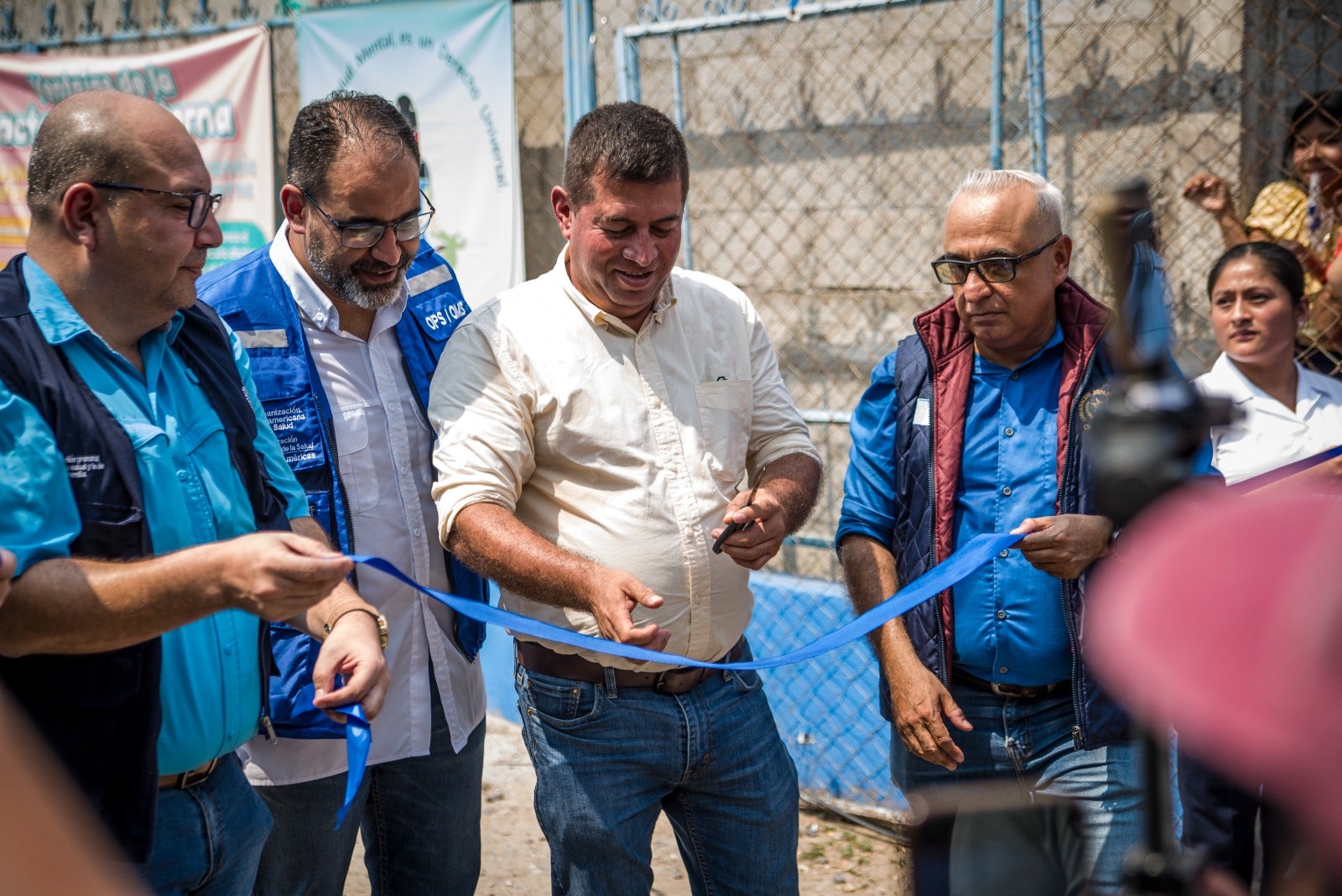 Autorlidades locales inauguran CAP de Camotán