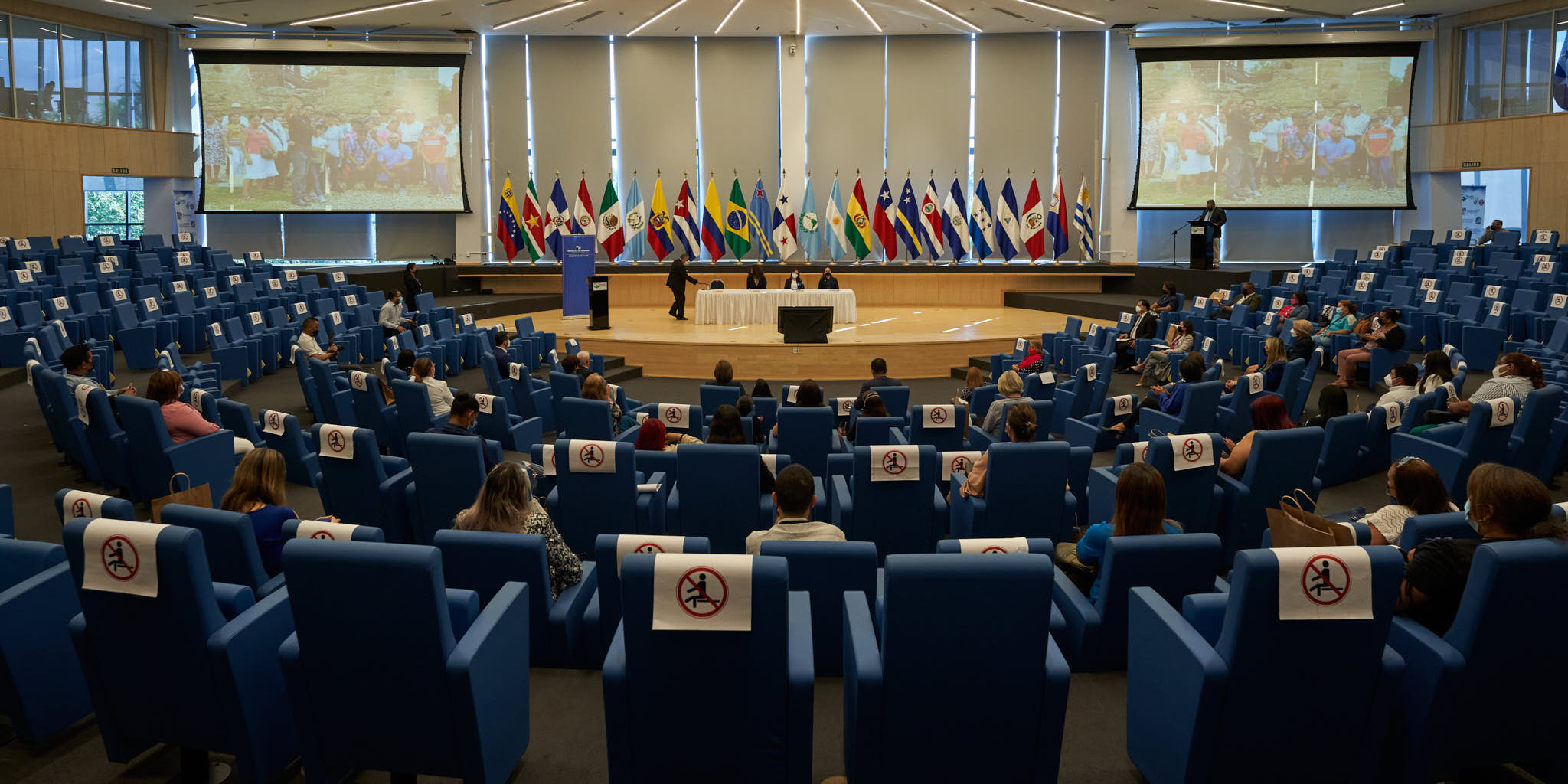 pan-lanzamiento-decada-envejecimiento-saludable-sala