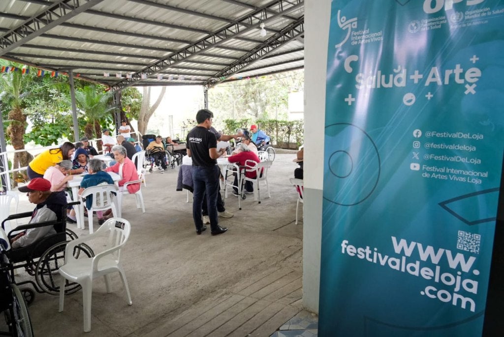 Residencia del adulto mayor San José de las Canoas recibió a equipos técnicos y lúdicos del componente Salud + Arte