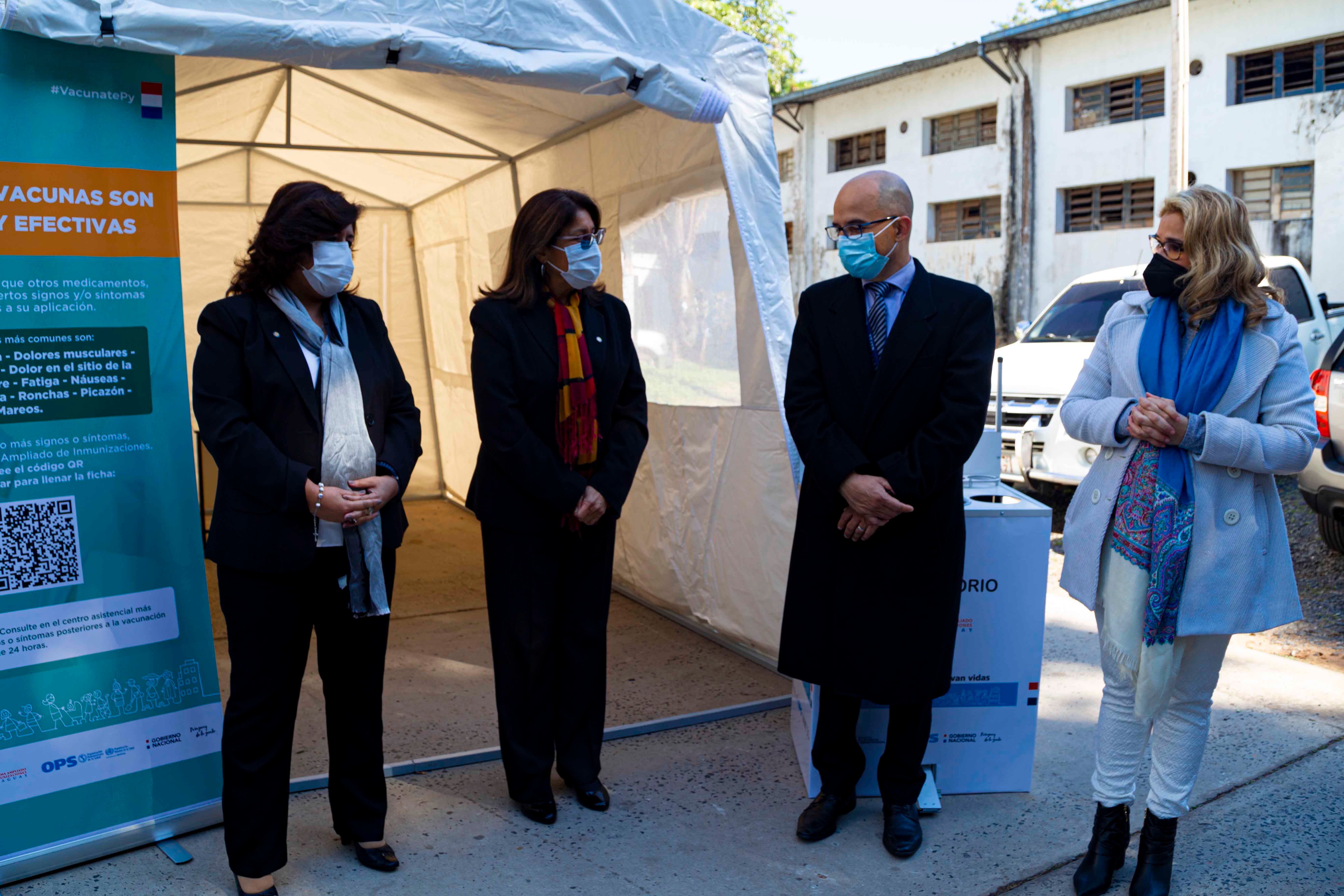 Entrega de equipos en el PAI