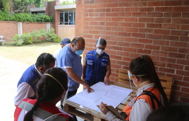 Personal en entrenamiento - Hospitales Resilientes - en Guatemala