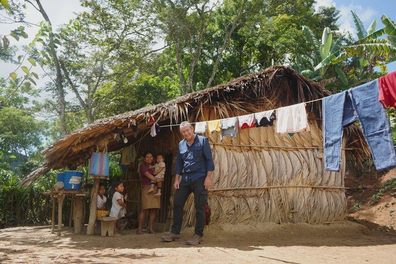 Residencia construida de palama natural