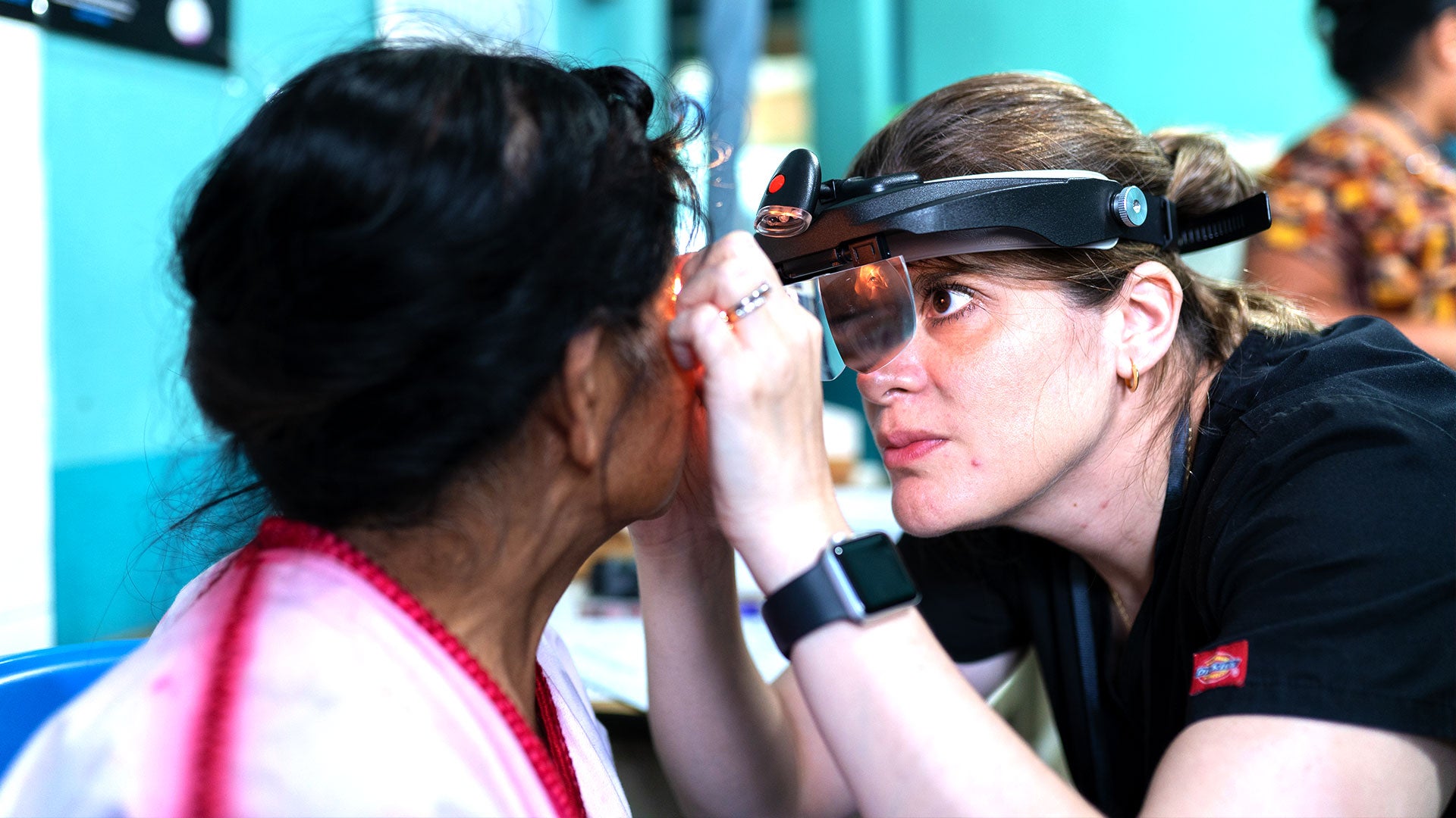 Physician screening for trachoma 