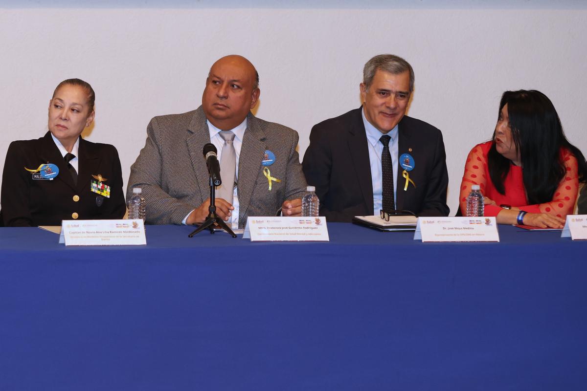 Autoridades de salud durante el lanzamiento de la Campaña Nacional de Prevención del Suicidio "Dale color a tu vida"