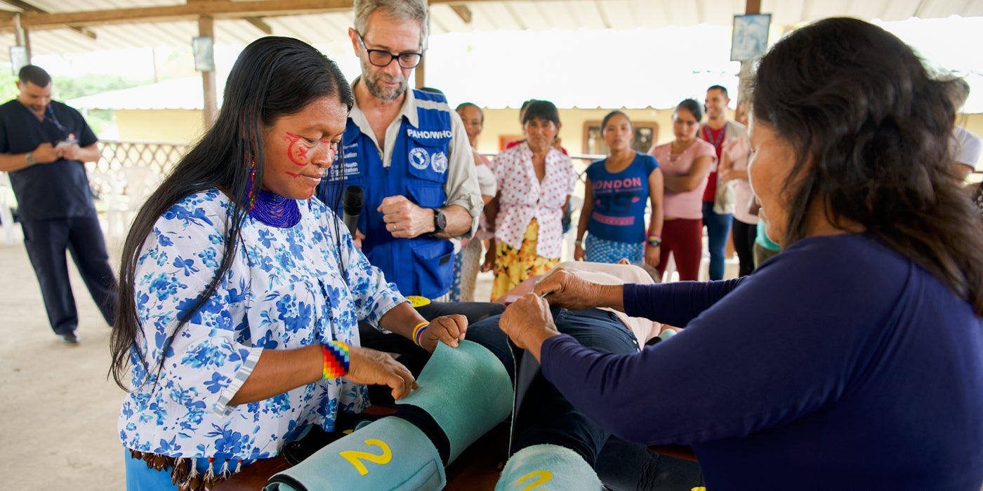 Equipos de salud y promotoras de salud de las comunidades de Kukuma, Tutinenza